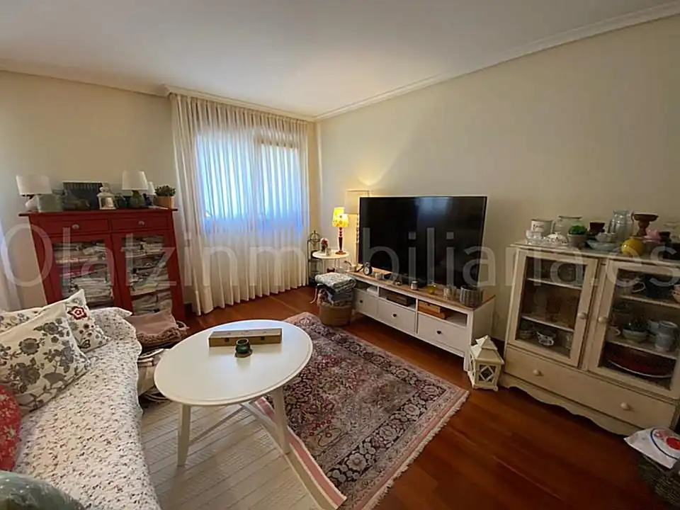 Living room of Flat for sale in Balmaseda  with Heating and Storage room
