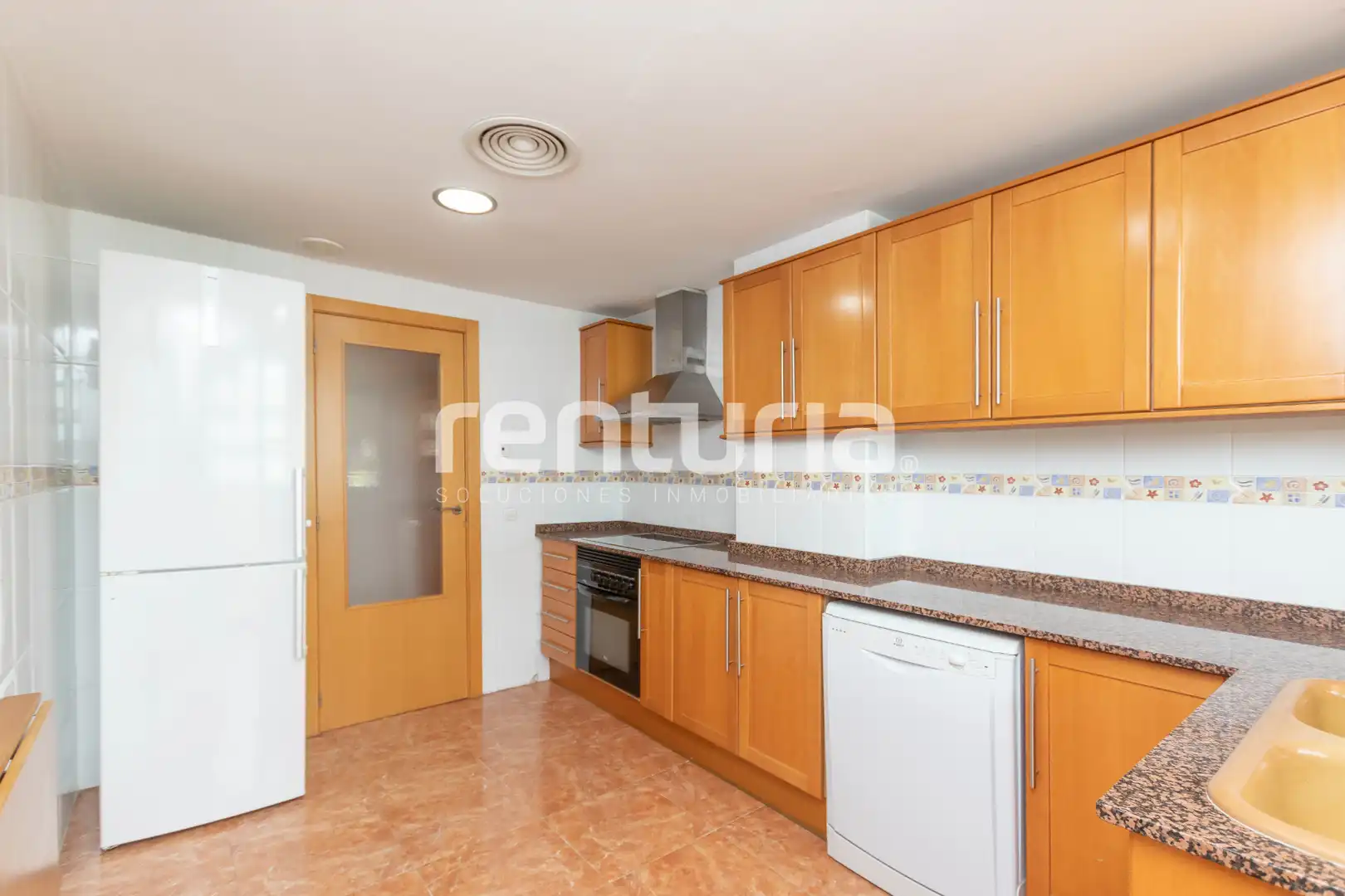 Pis de lloguer a Carrer de Vinaròs, Sant Llorenç - Zona Alfahuir