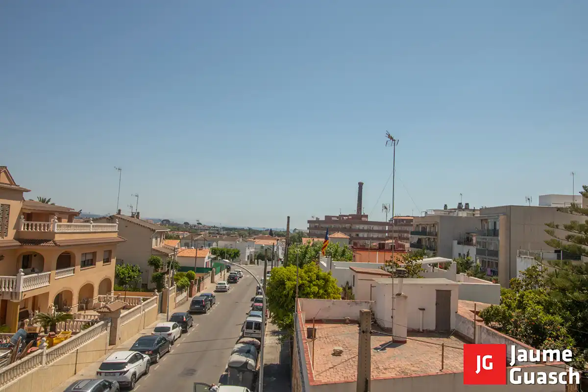 Außenansicht von Wohnung zum Verkauf in Torredembarra mit Klimaanlage, Heizung und Balkon