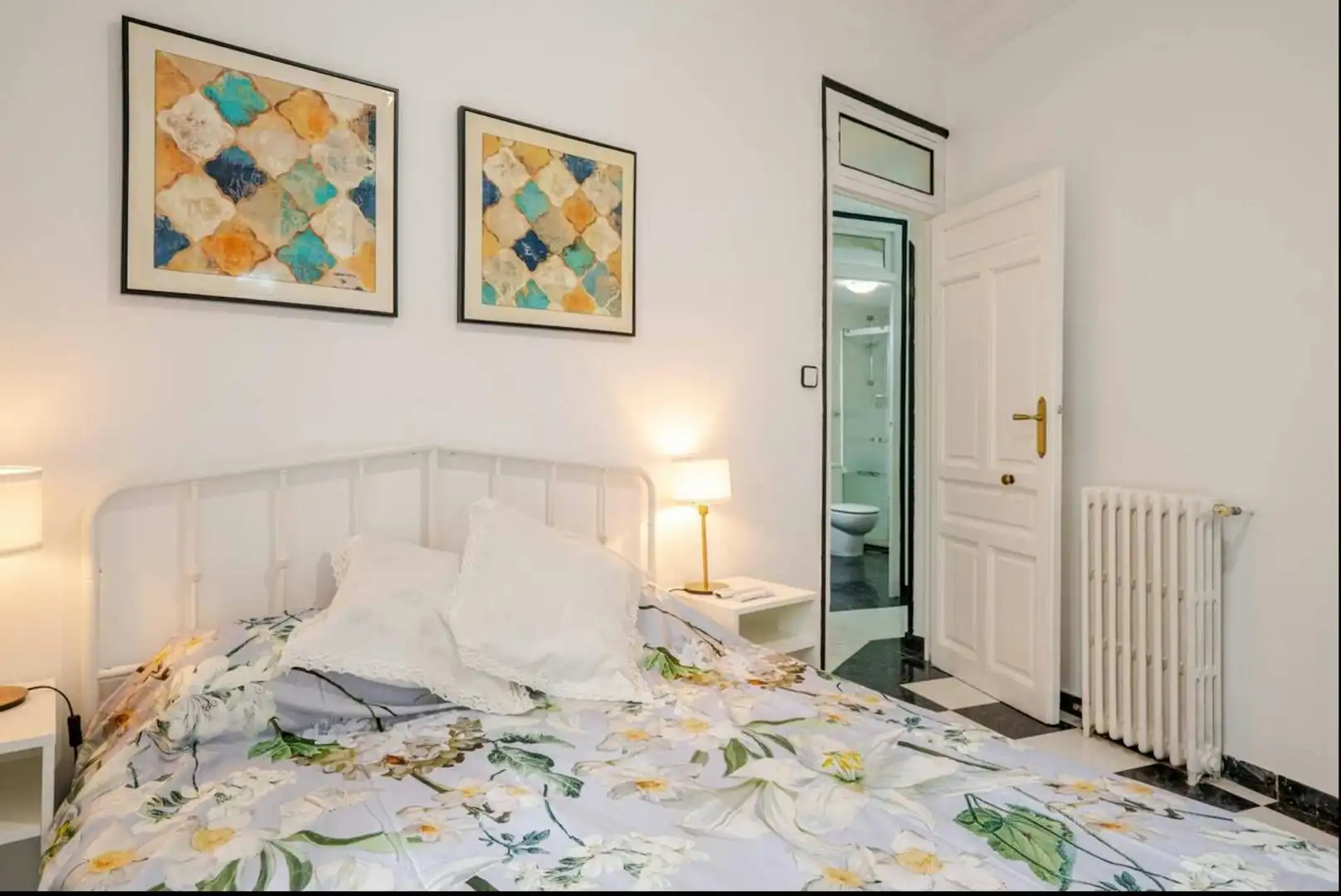 Bedroom of Flat for rent in Madrid  with Air Conditioner, Heating and Furnished