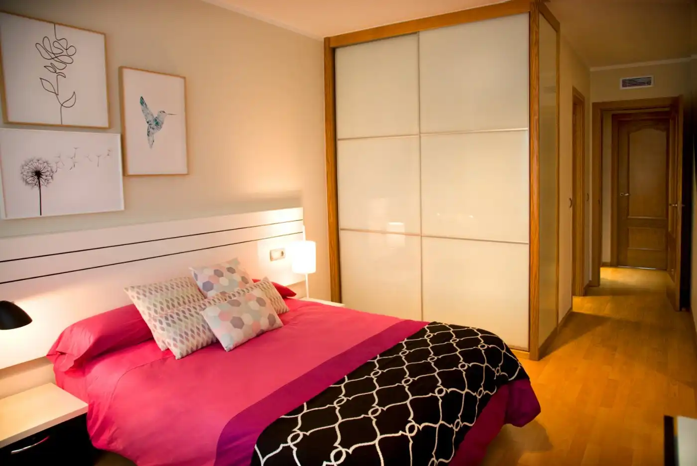 Bedroom of Flat for rent in Cuatro Vientos