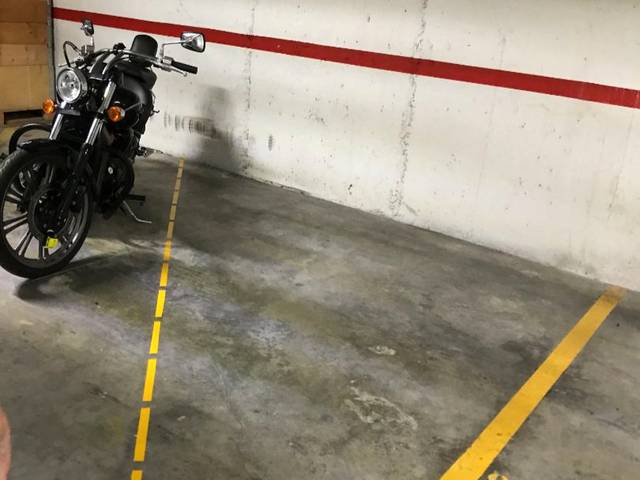 Garaje en Alquiler en Carrer Balcó de les Clotes, 9 en Les Clotes