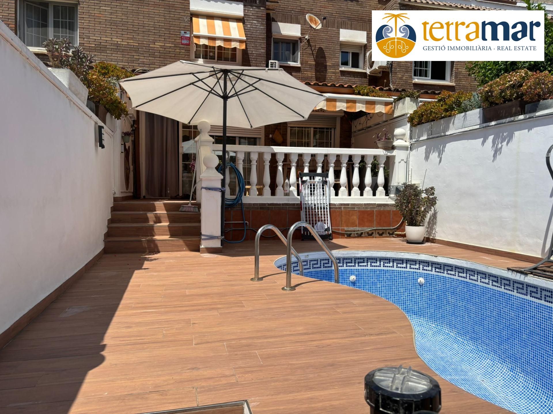Terrassa de Casa adosada de lloguer en Castelldefels amb Calefacció, Jardí privat i Parquet