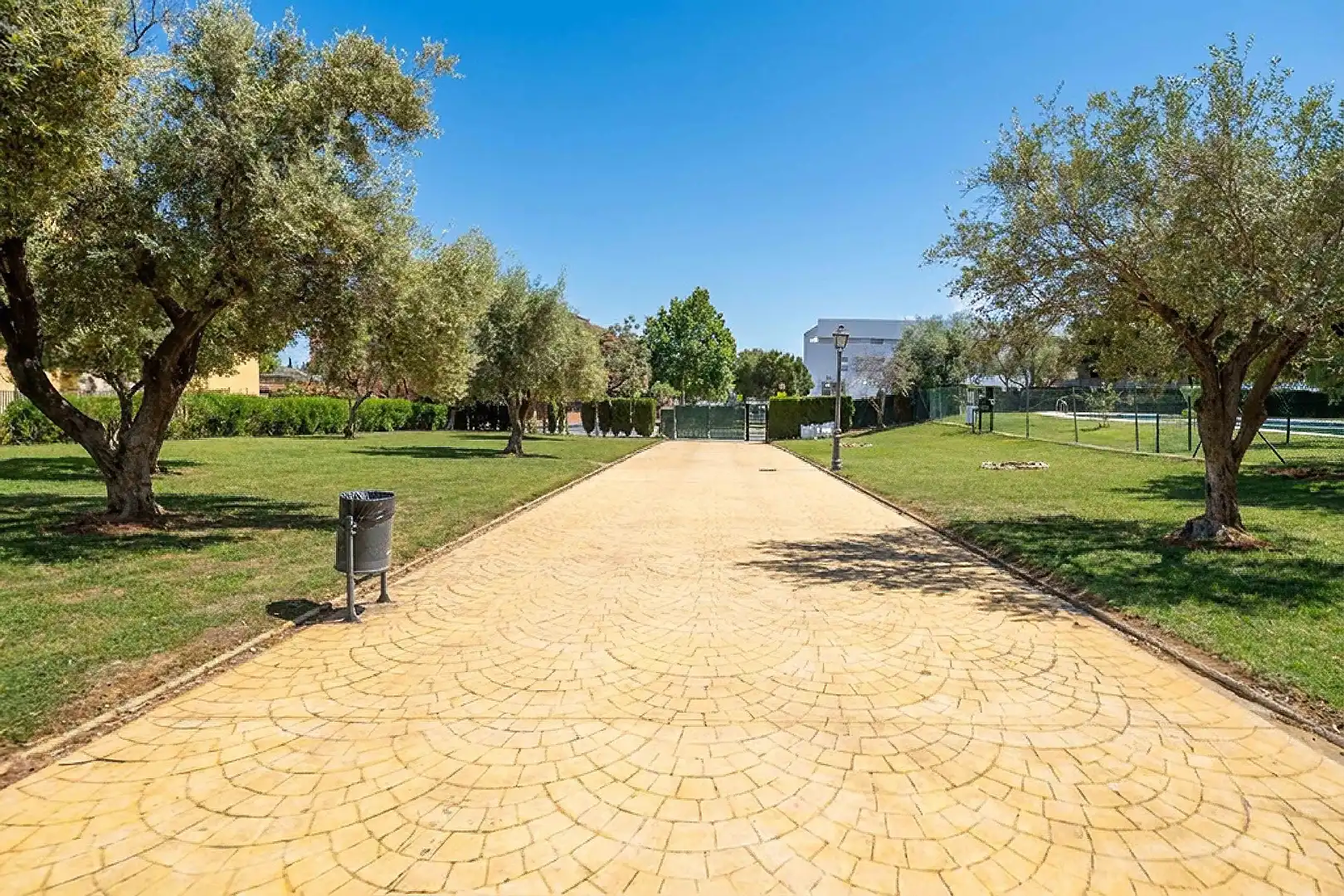 Detached homes for sale in Marbella  with Air Conditioner, Heating and Private garden