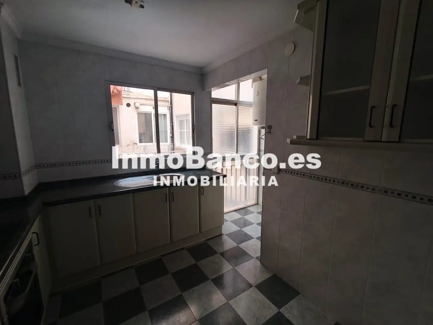 Flat with terrace for sale in Carrer del Poeta Llorente 25, imagen 9