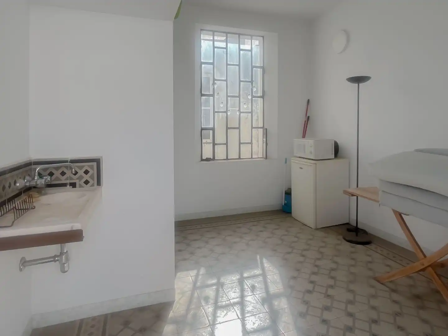 Küche von Wohnung zur Miete in Sevilla mit Klimaanlage, Heizung und Abstellraum