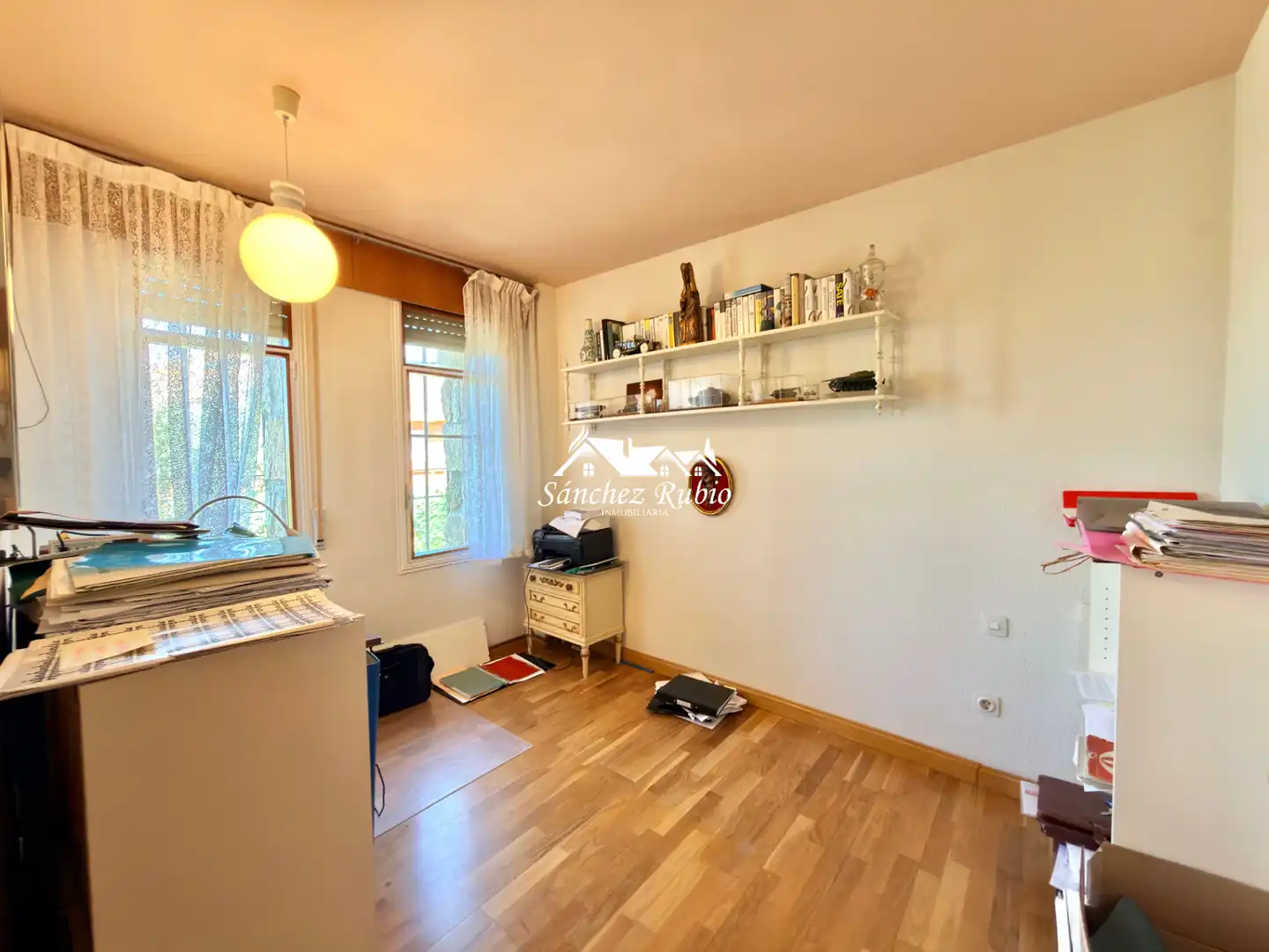 Dormitori de Casa o xalet en venda en Torrelodones amb Calefacció, Jardí privat i Parquet