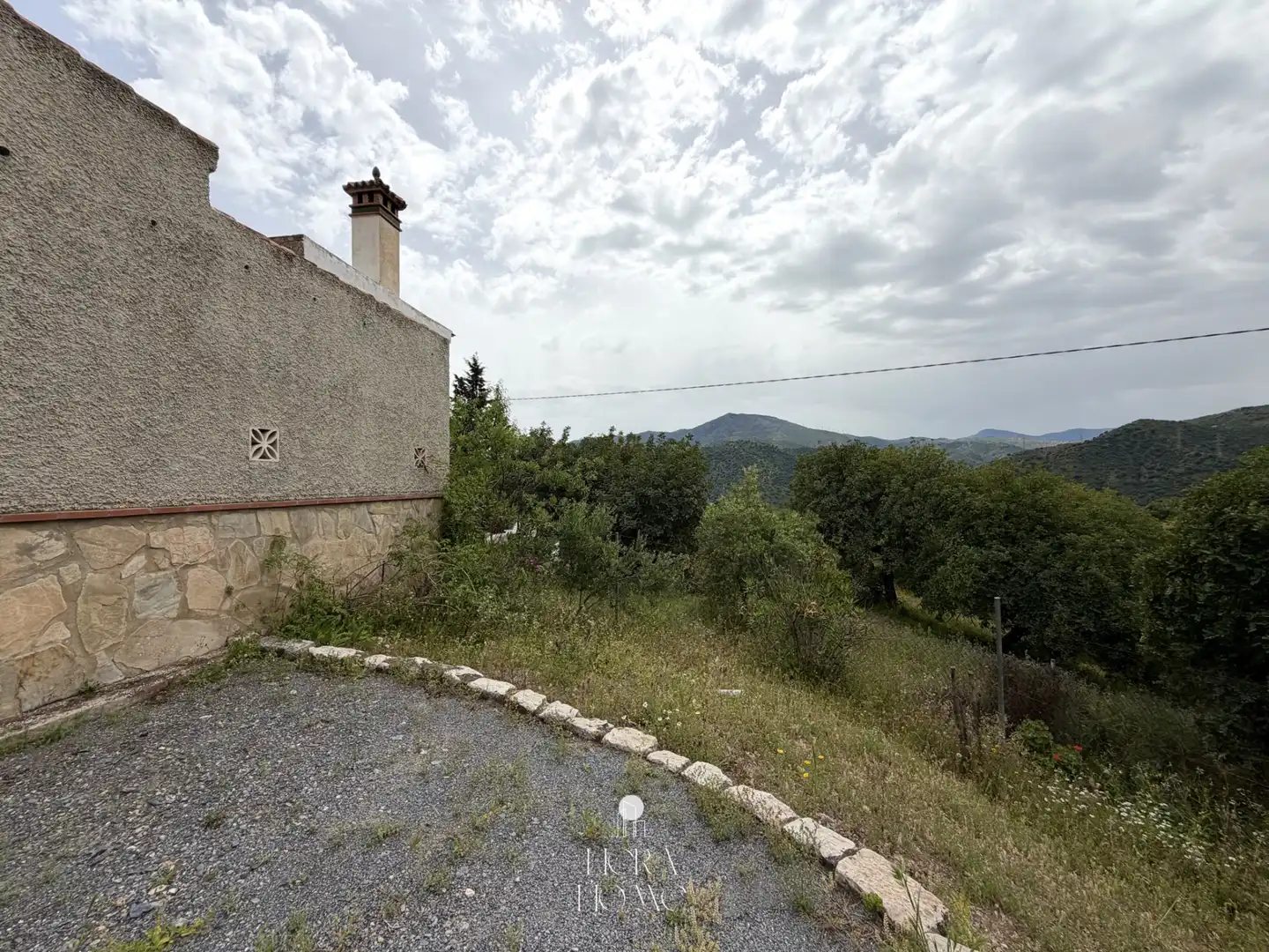 Finca rústica en venta en Álora con Jardín privado y Amueblado