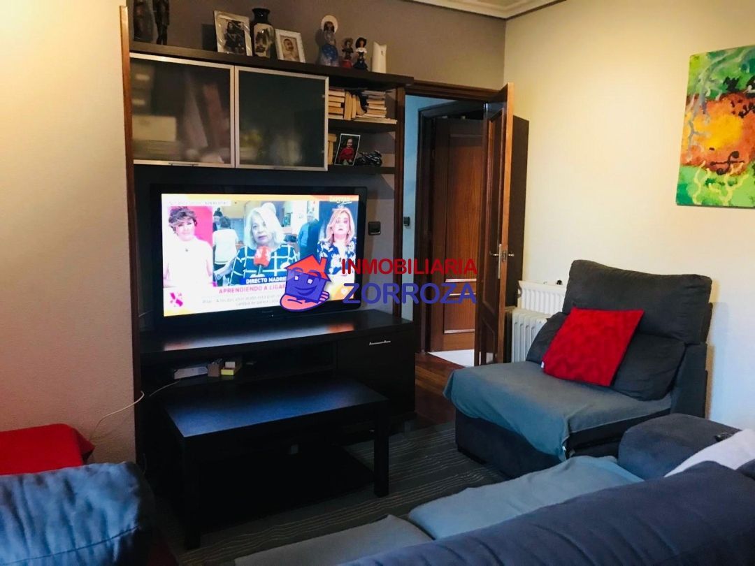 Living room of Flat for sale in Bilbao   with Heating and Balcony