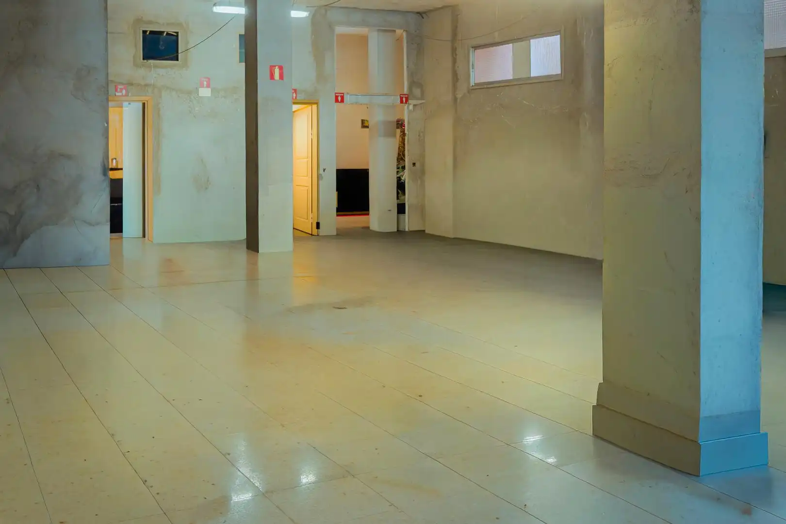 Business premises for sale in Villayuventus - Renfe, imagen 4