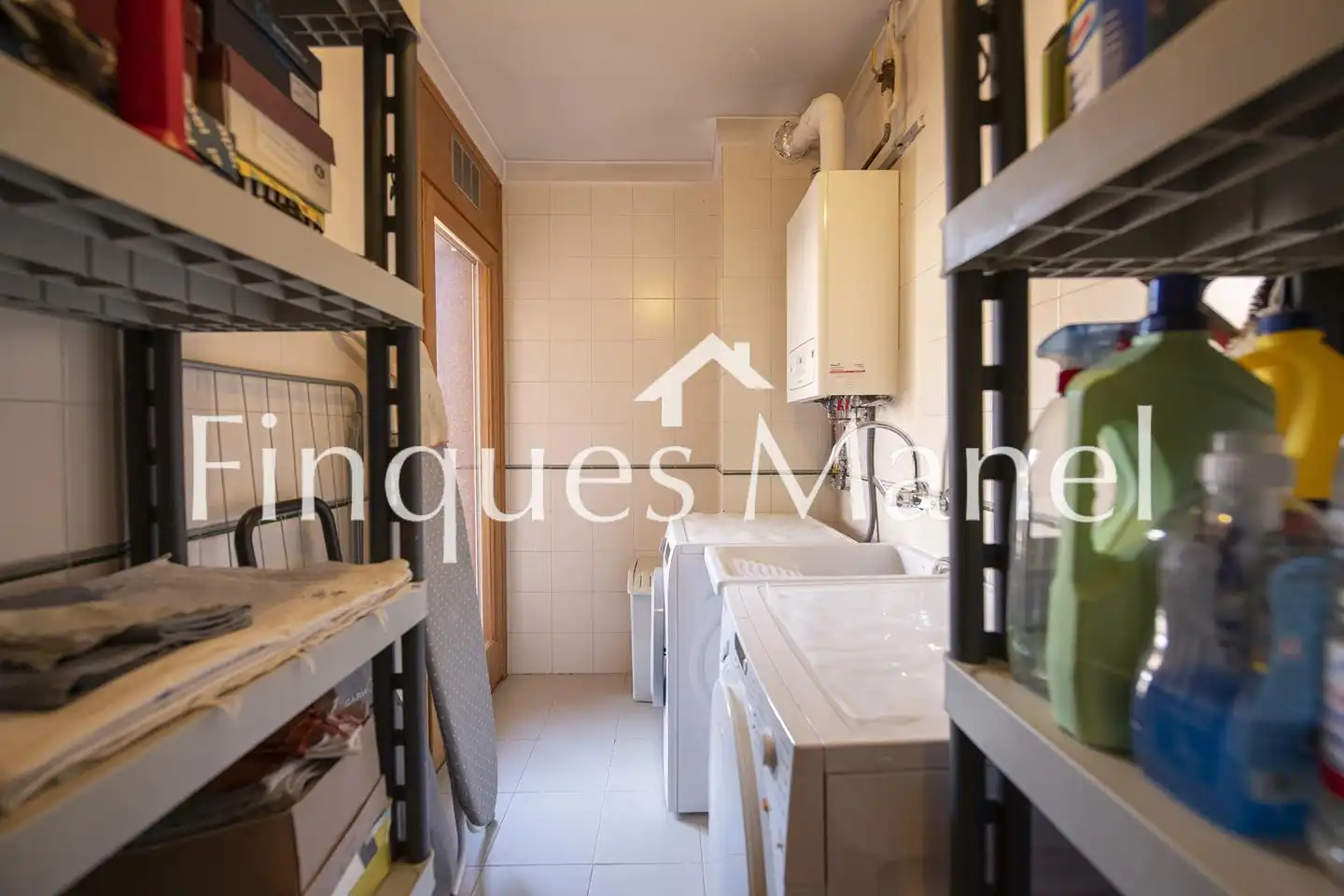 Küche von Wohnung zum Verkauf in Banyoles mit Klimaanlage und Terrasse