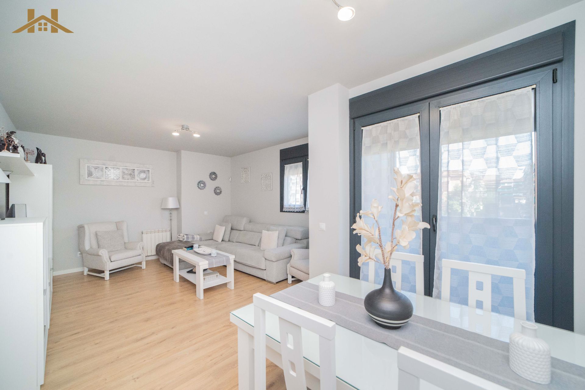 Living room of Flat for sale in Fuenlabrada  with Air Conditioner, Heating and Terrace