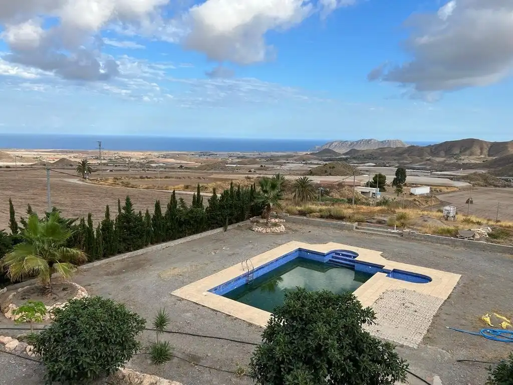 Casa amb piscina en venda a Tébar - Los Arejos, imagen 4