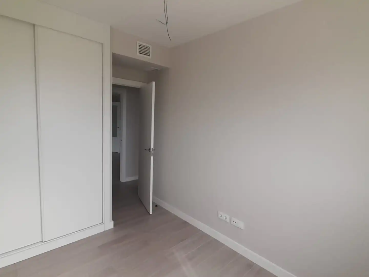 Schlafzimmer von Wohnung zur Miete in Tres Cantos mit Heizung, Terrasse und Abstellraum
