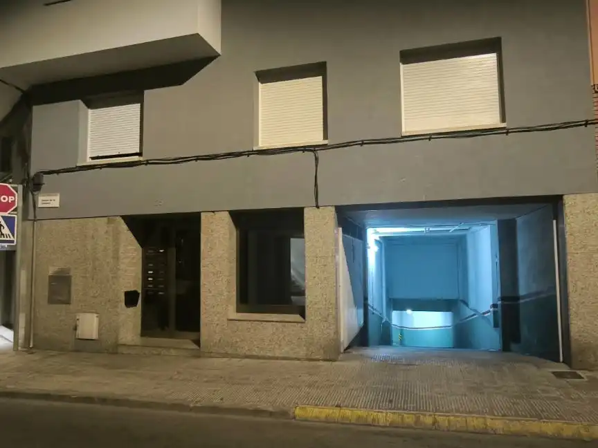 Moto en alquiler en Carrer de la Llacuna 25, imagen 2