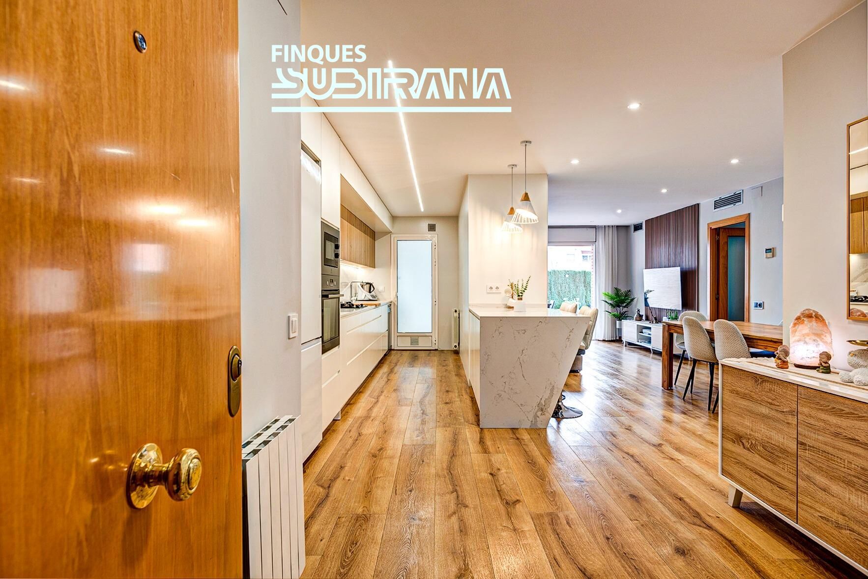 Cuina de Pis en venda en Igualada amb Calefacció, Jardí privat i Parquet