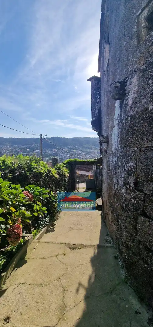 Vista exterior de Casa adosada en venda en Bueu