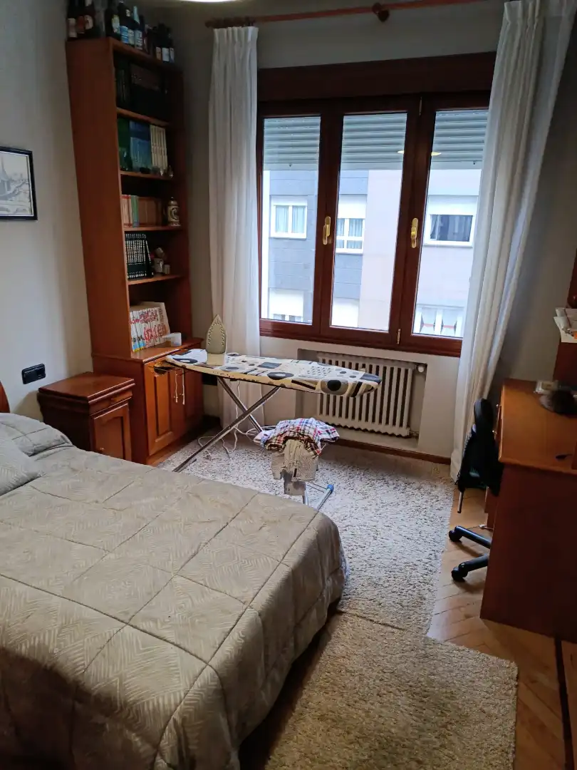 Dormitori de Pis en venda en Mieres (Asturias) amb Calefacció, Terrassa i Traster