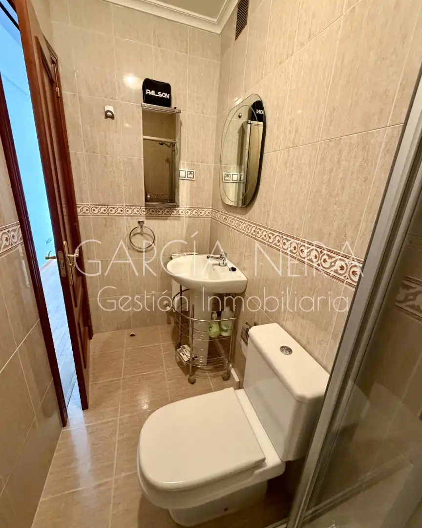 Piso en venta en Navia con Calefacción, Parquet y Amueblado