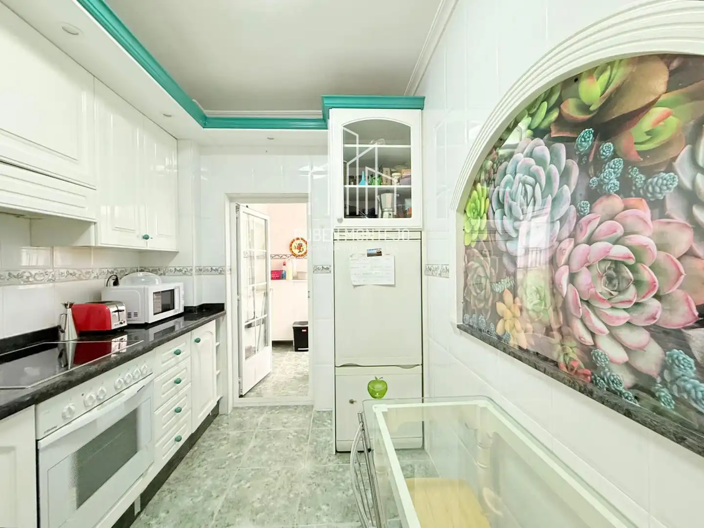 Kitchen of Flat for rent in Salamanca  with Heating, Terrace and Furnished