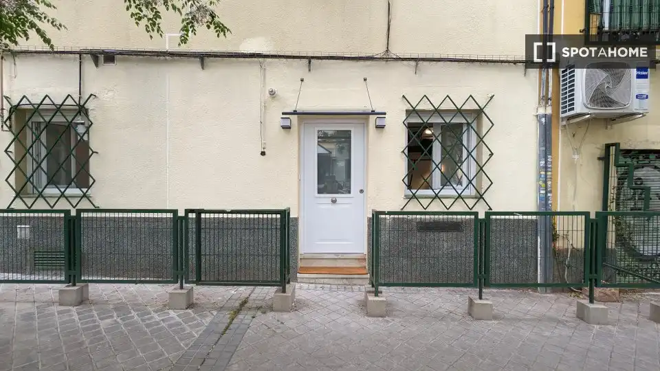 Pis de lloguer a Moscardó