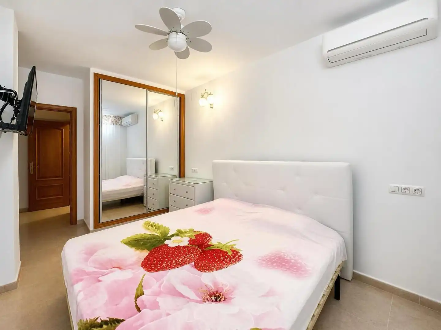 Chalet con terraza en alquiler en La Fustera, imagen 21