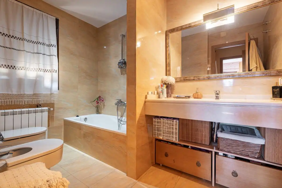 Chalet con terraza en venta en Pino Alto - Navarredonda, imagen 19