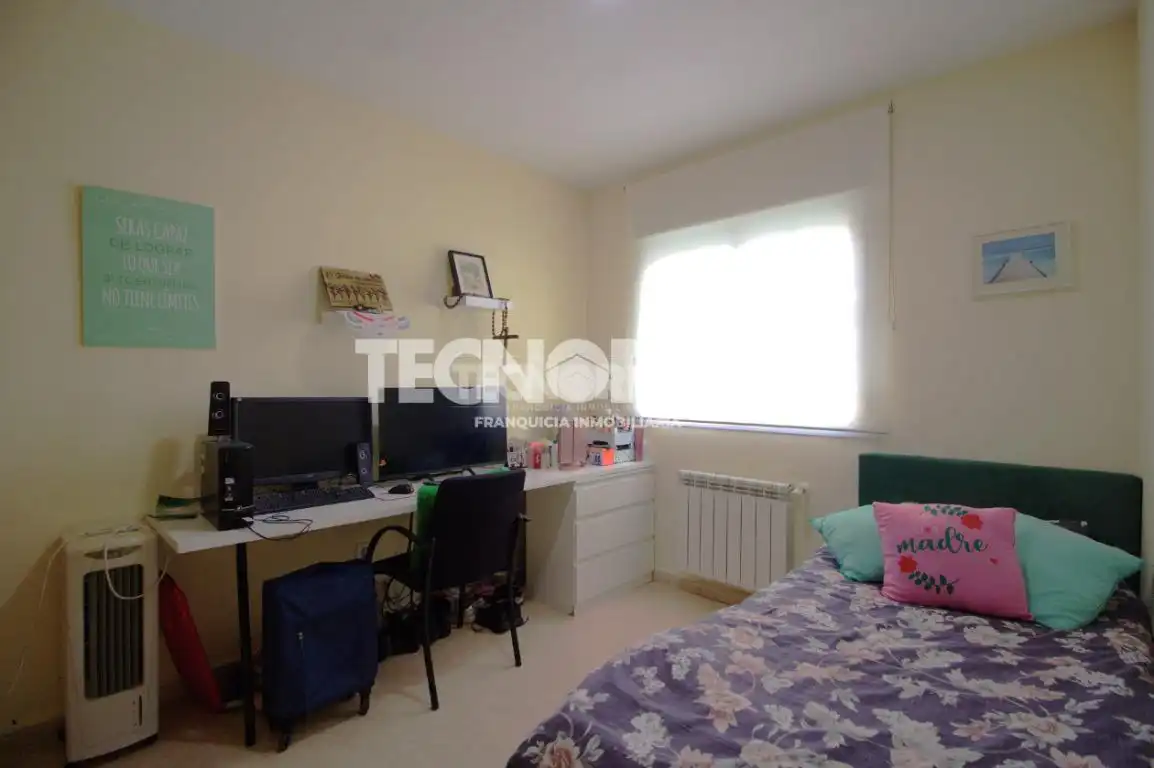 Casa adosada en venta en Calle Zurbarán, Las Ventas de Retamosa
