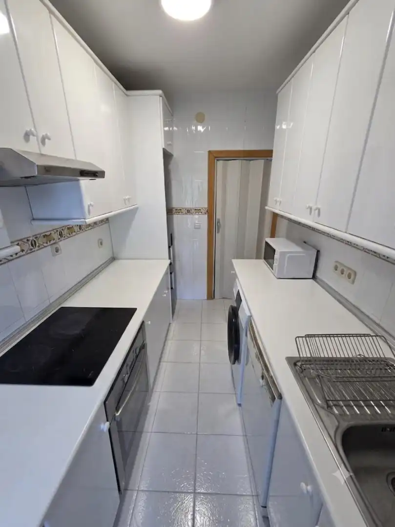 Cocina de Piso en venta en Madrid con Calefacción, Terraza y Amueblado