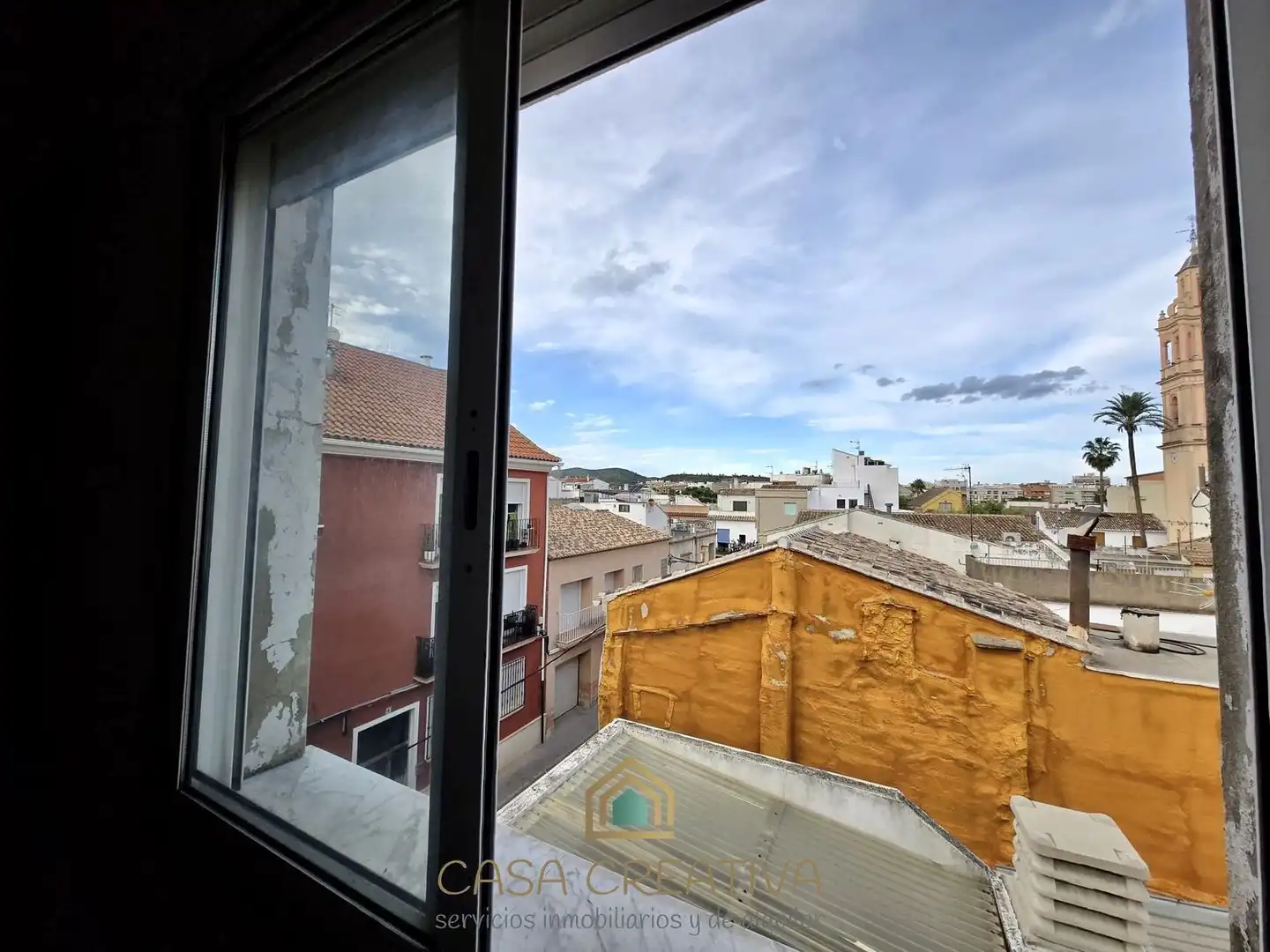 Vista exterior de Casa o xalet en venda en Benirredrà amb Terrassa