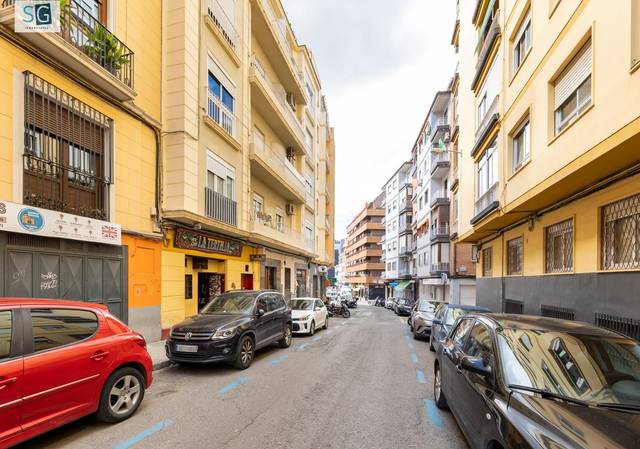 Local comercial en Venta en Calle Pintor López Mezquita, 7 en Camino de Ronda