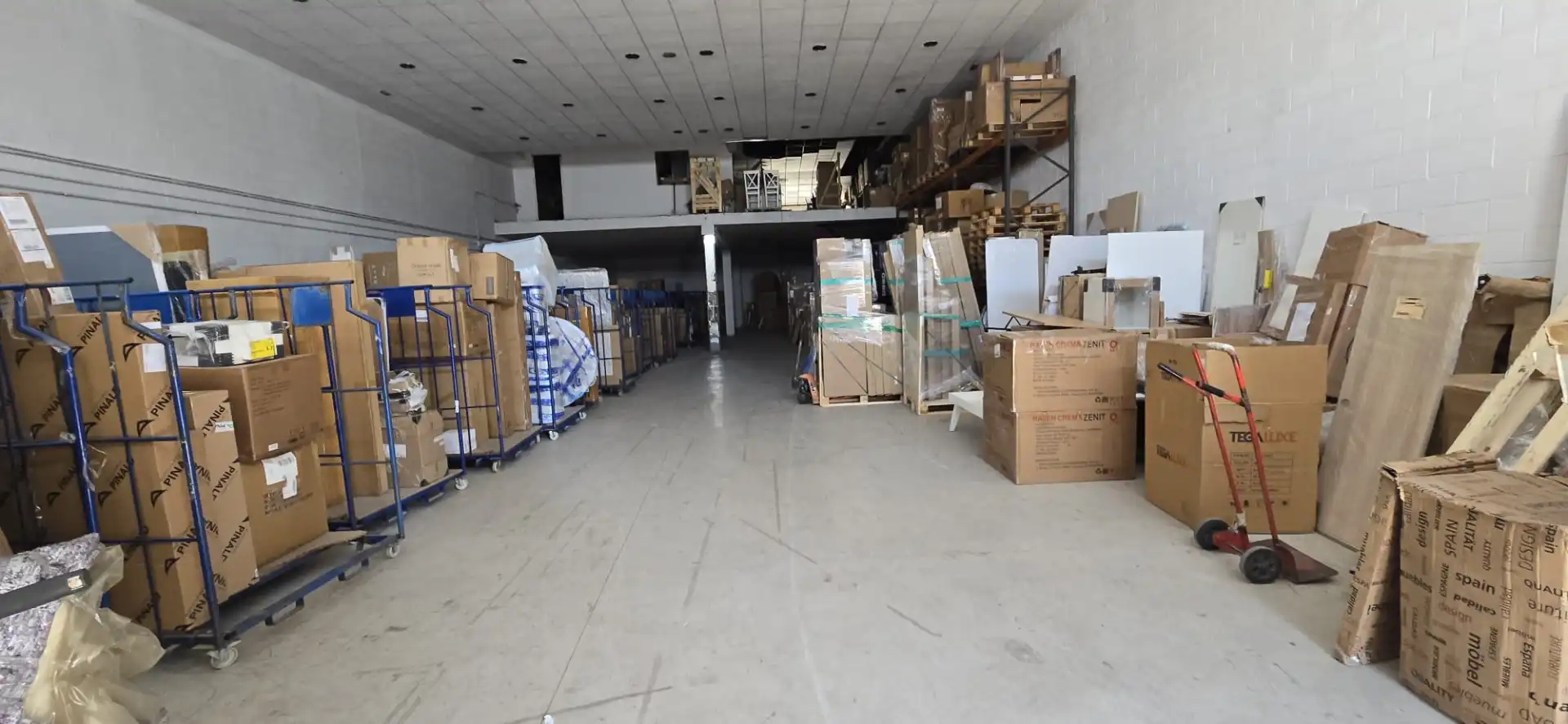 Nave industrielle à vendre à Avenida Sanlúcar