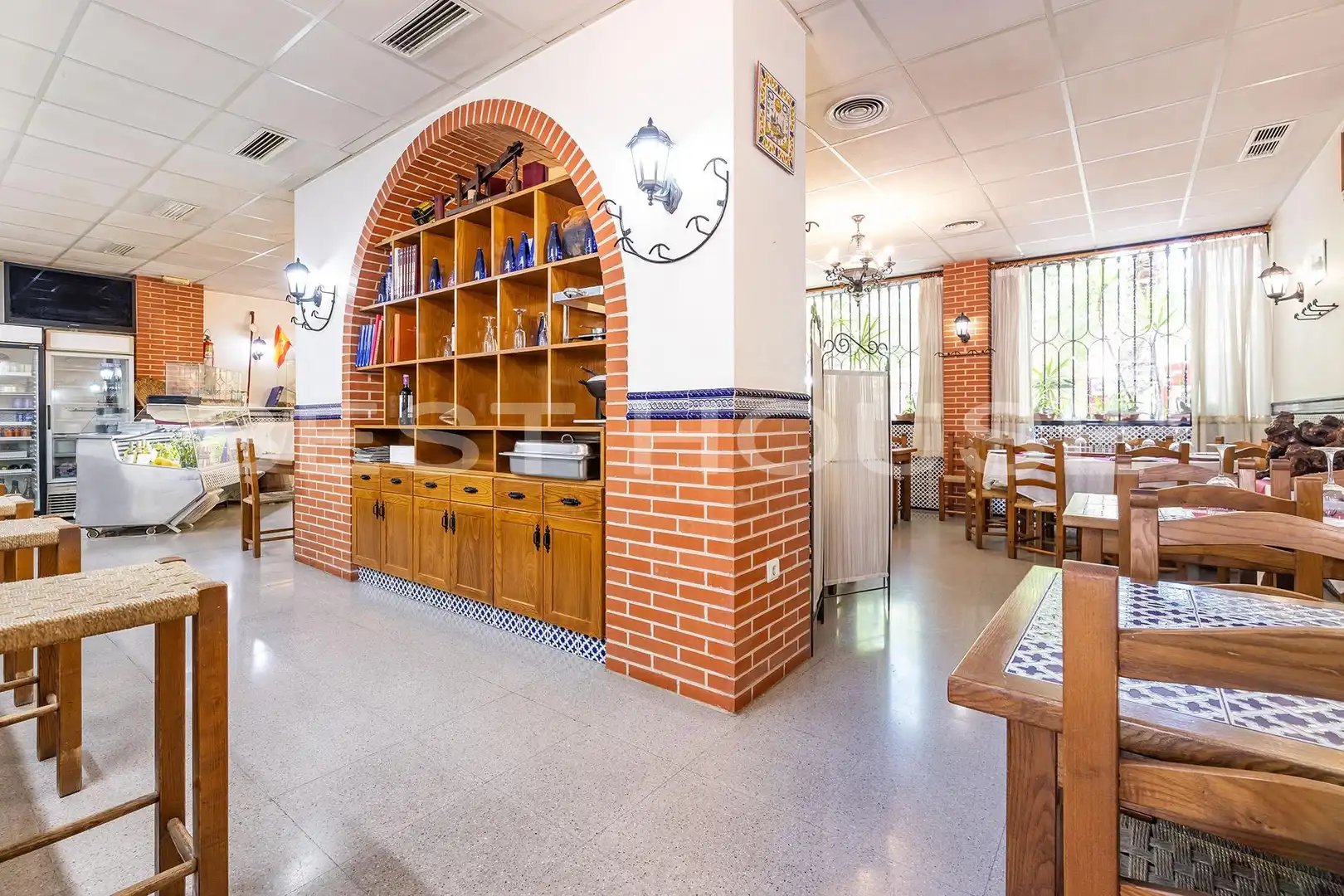 Local comercial en venda a Avenida de Don Juan de Borbón, imagen 16