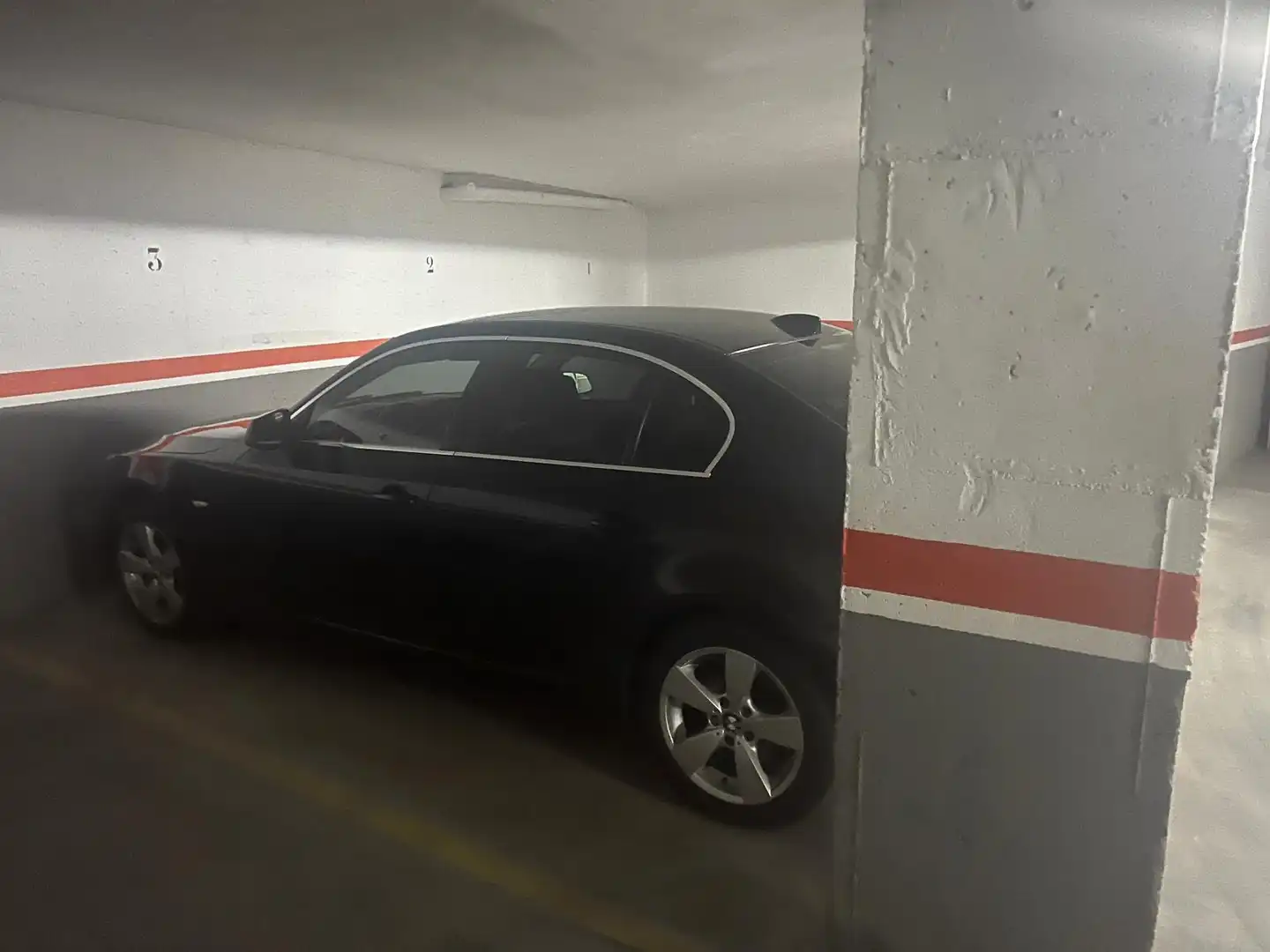 Parkplatz von Wohnung zum Verkauf in Valencia de Don Juan mit Klimaanlage, Heizung und Abstellraum