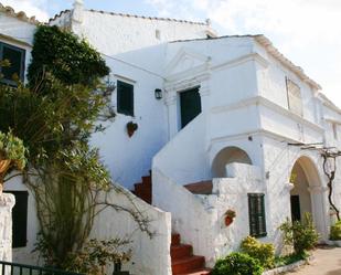 Vista exterior de Finca rústica en venda en Ciutadella de Menorca amb Jardí privat i Piscina