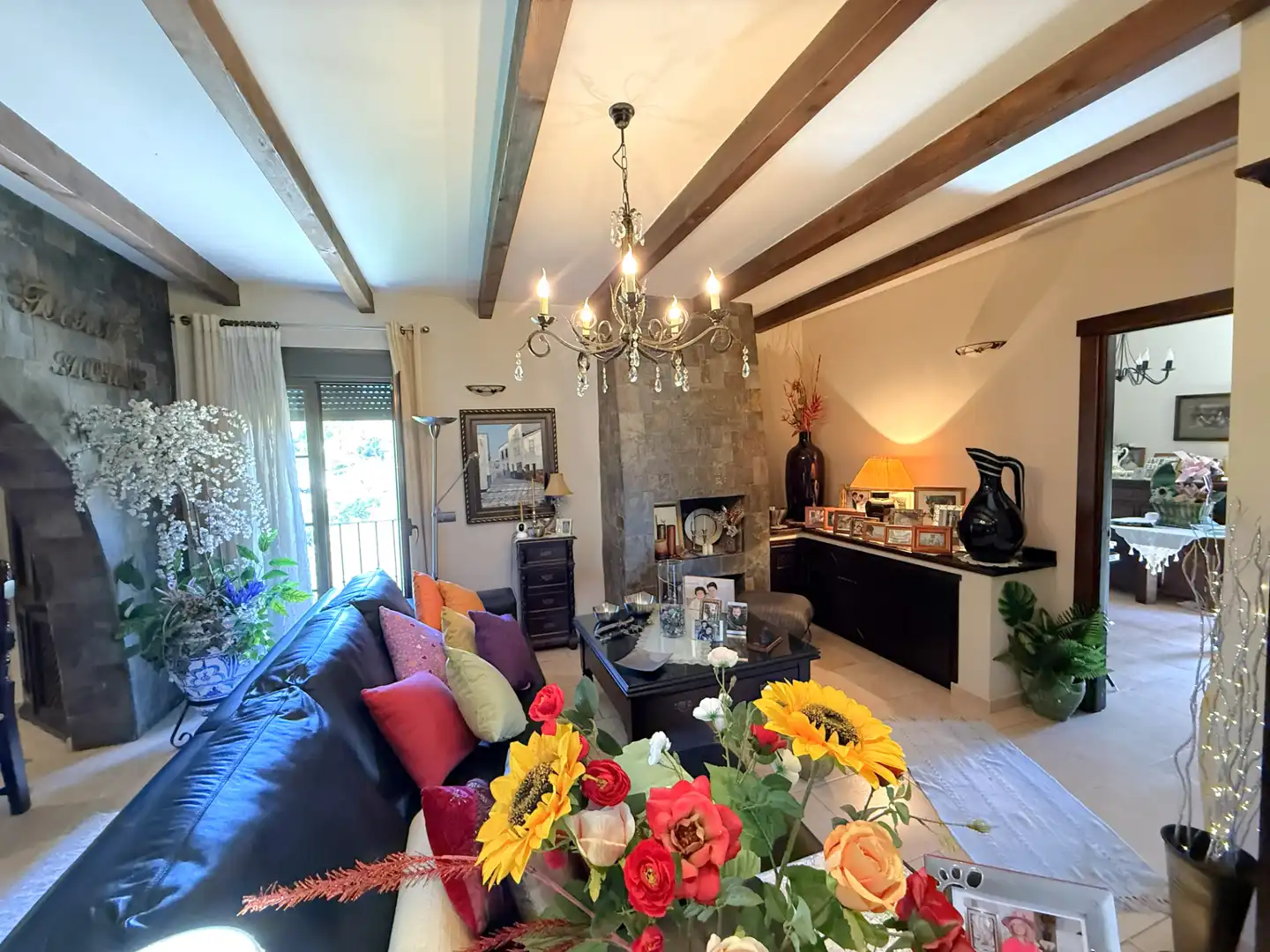 Sala de estar de Casa o chalet en venta en Coín con Aire acondicionado, Calefacción y Jardín privado