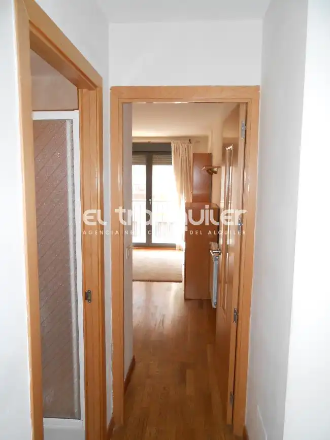 Flat for rent in Madrid  with Parquet flooring, Furnished and Washing machine