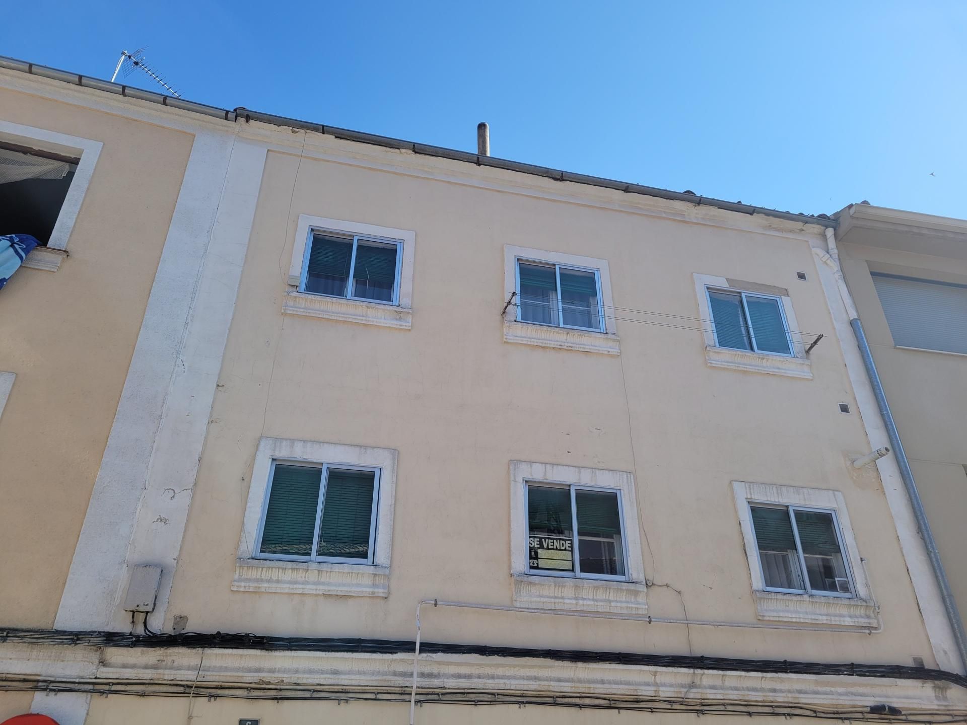 Exterior view of House or chalet for sale in Cuéllar  with Heating