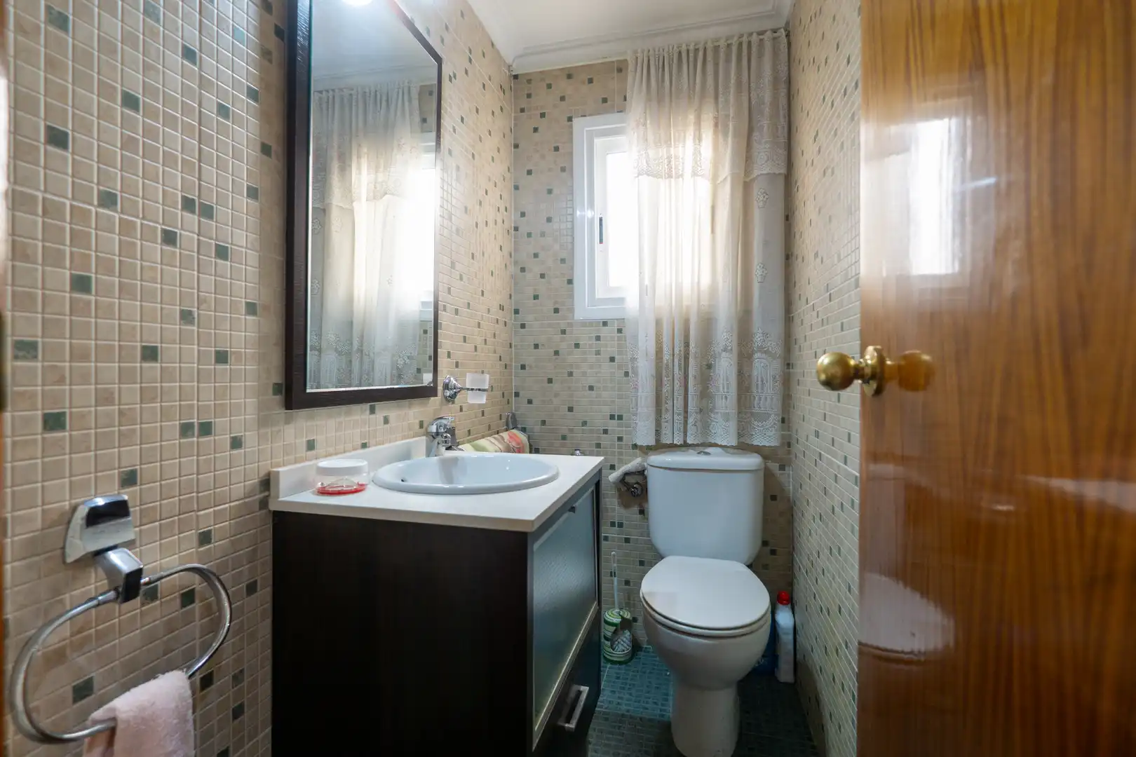 Baño de Piso en venta en Ibi con Trastero y Amueblado