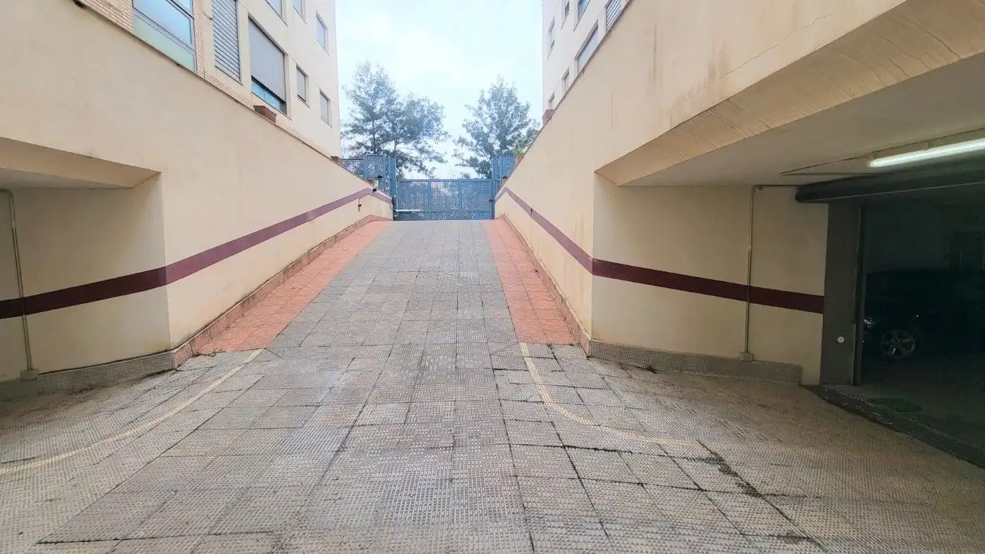 Garatge en venda a Calle Maestro José Ramón Sáez, Juan de Borbón