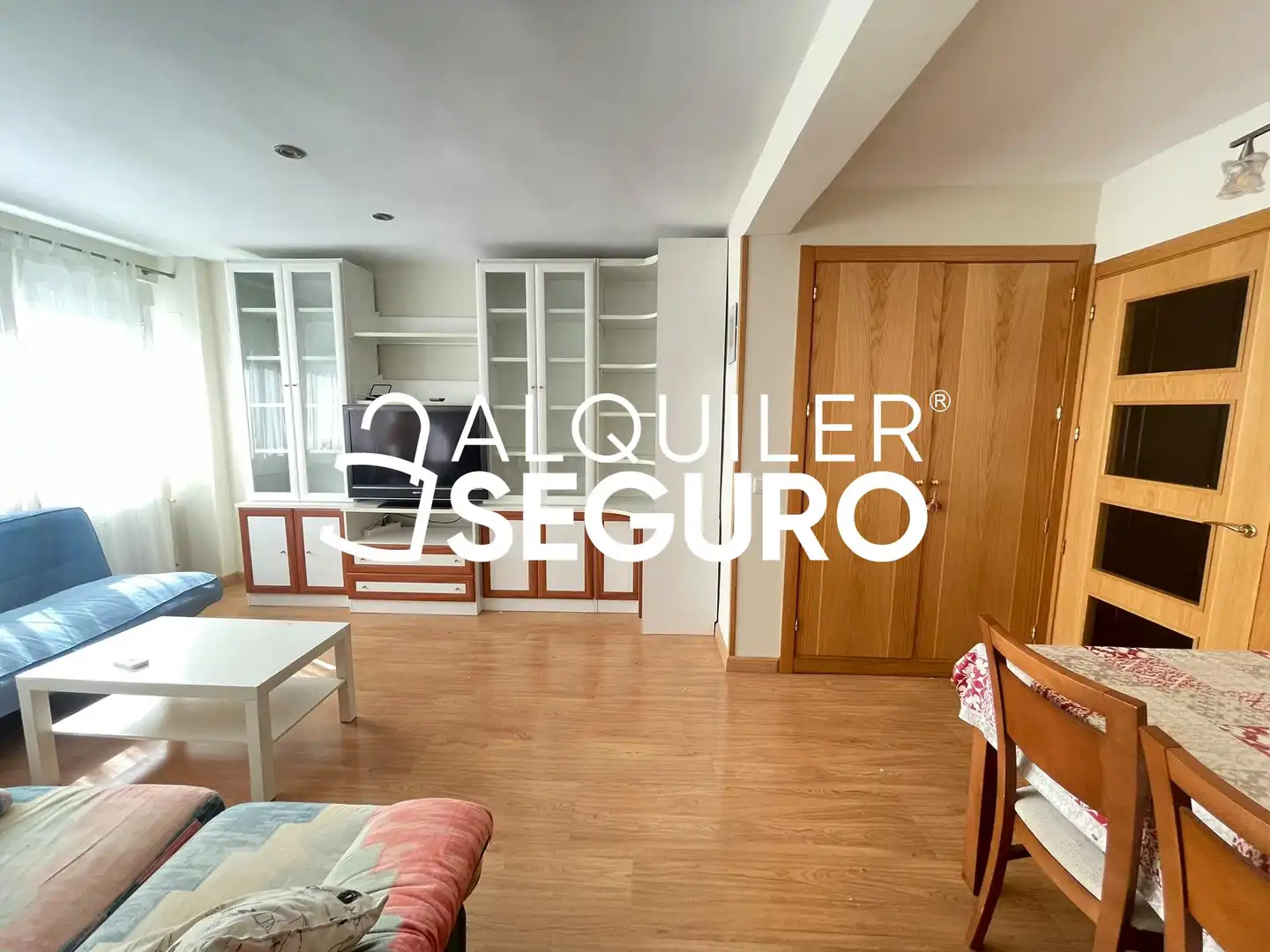 Sala de estar de Piso de alquiler en Madrid con Aire acondicionado, Calefacción y Amueblado