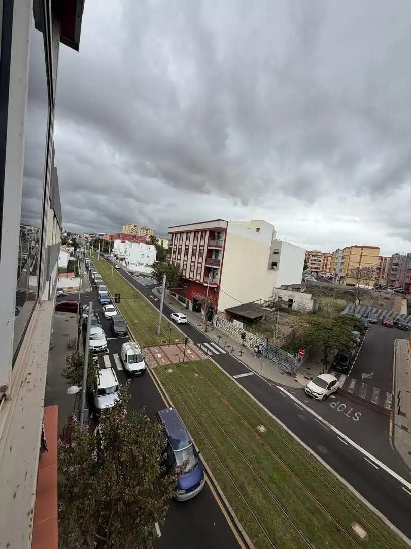 Vista exterior de Pis en venda en San Cristóbal de la Laguna amb Moblat i Balcó