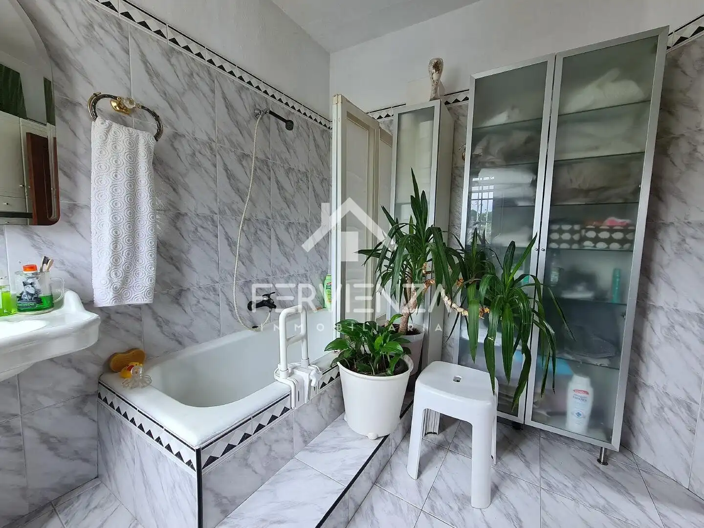 Baño de Casa o chalet en venta en Oviedo 