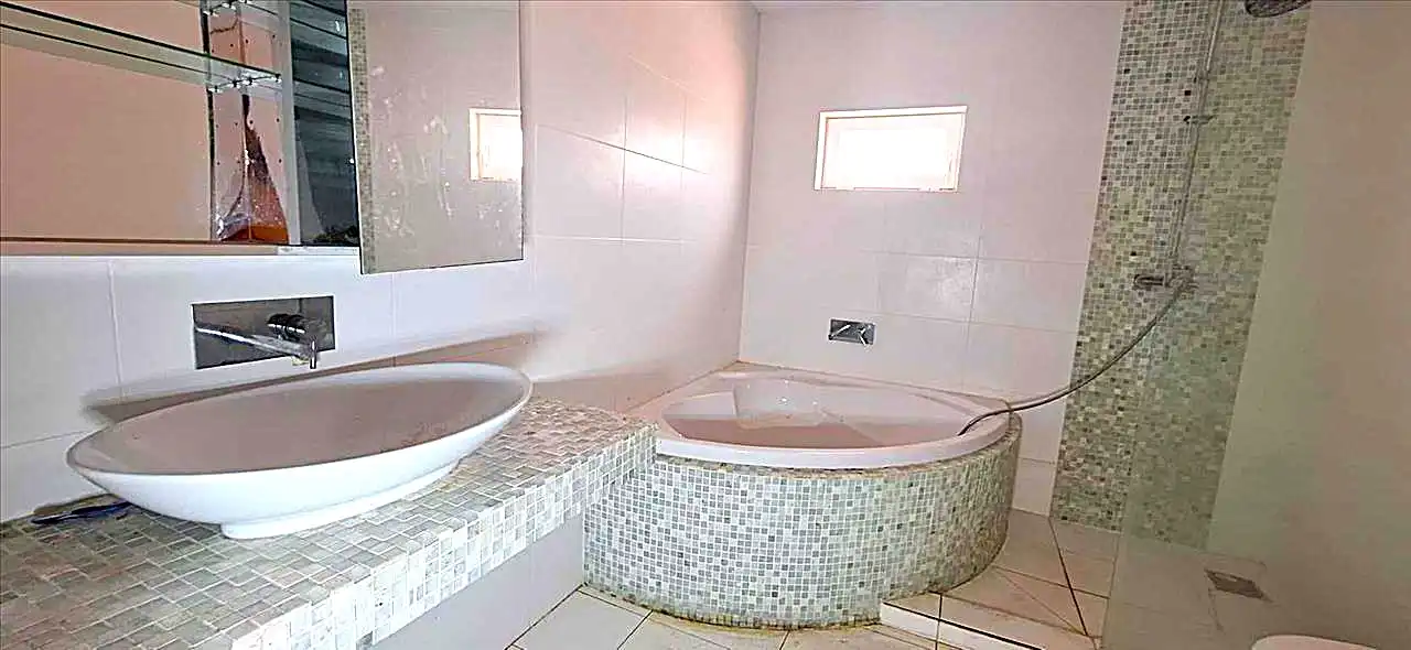 Casa con piscina in vendita a Olesa de Bonesvalls, imagen 13
