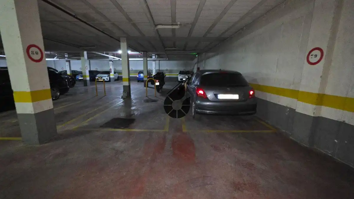Parking de Casa adosada en venta en Coria del Río con Terraza