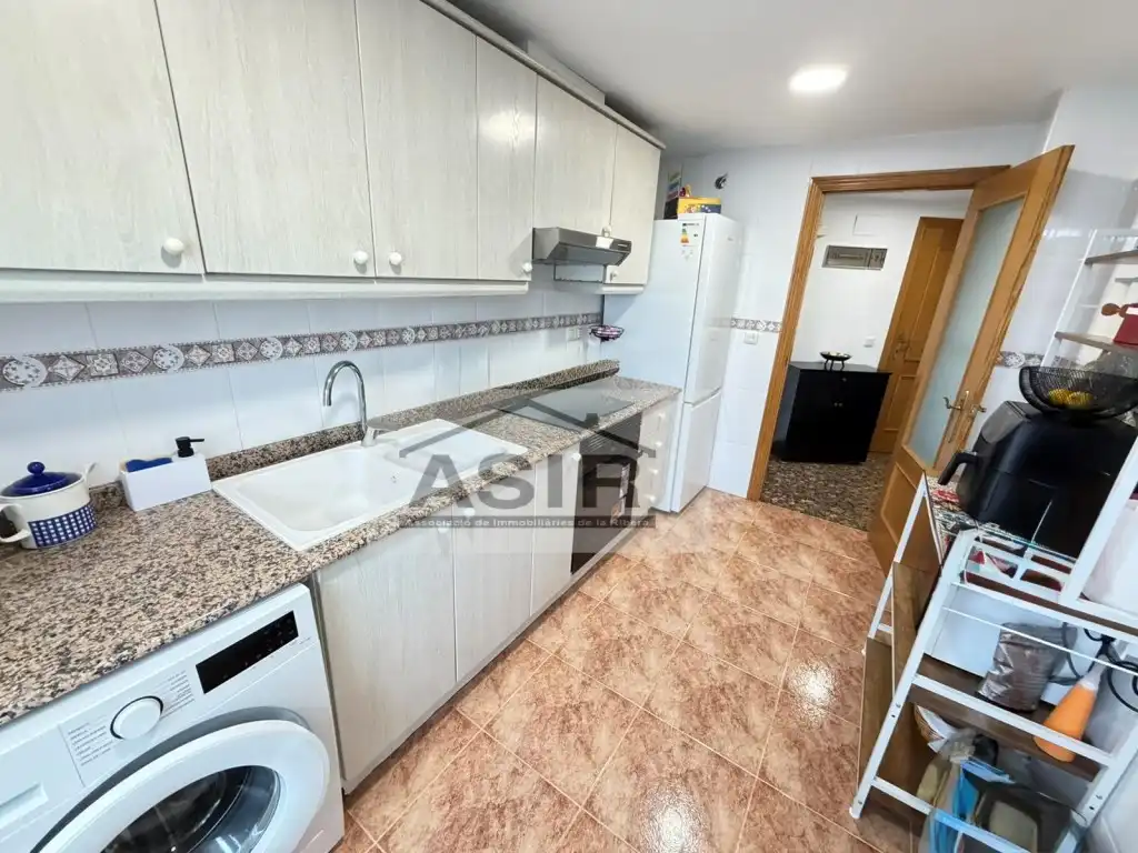Flat with terrace for sale in Calle Clara Campoamor, imagen 11