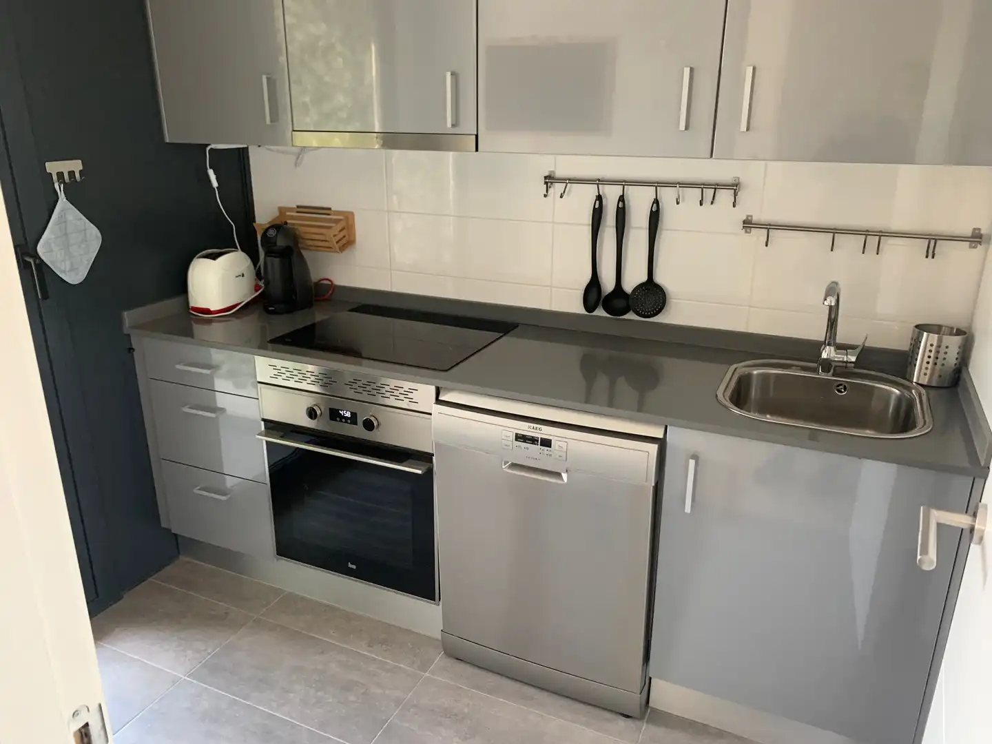 Kitchen of Flat for rent in Madrid  with Air Conditioner, Heating and Terrace