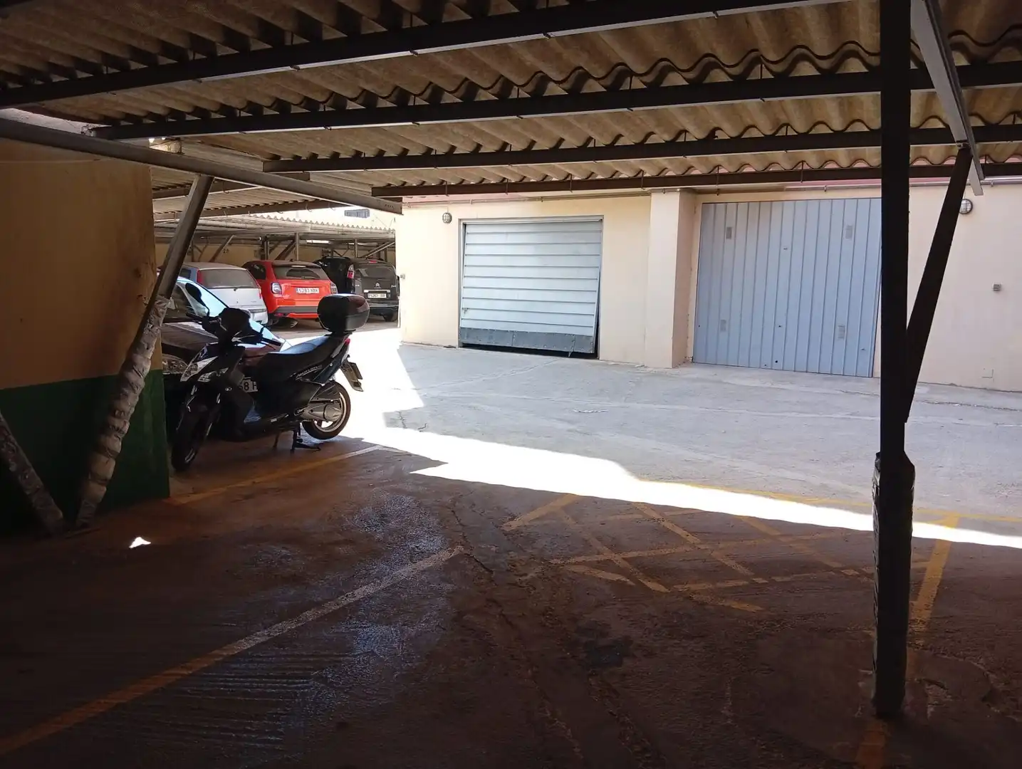 Parking of Flat for rent in Málaga  with Air Conditioner, Terrace and Furnished