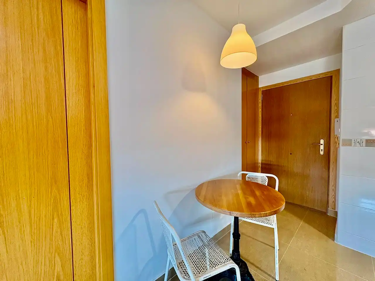 Comedor de Piso de alquiler en El Álamo con Calefacción, Amueblado y Horno