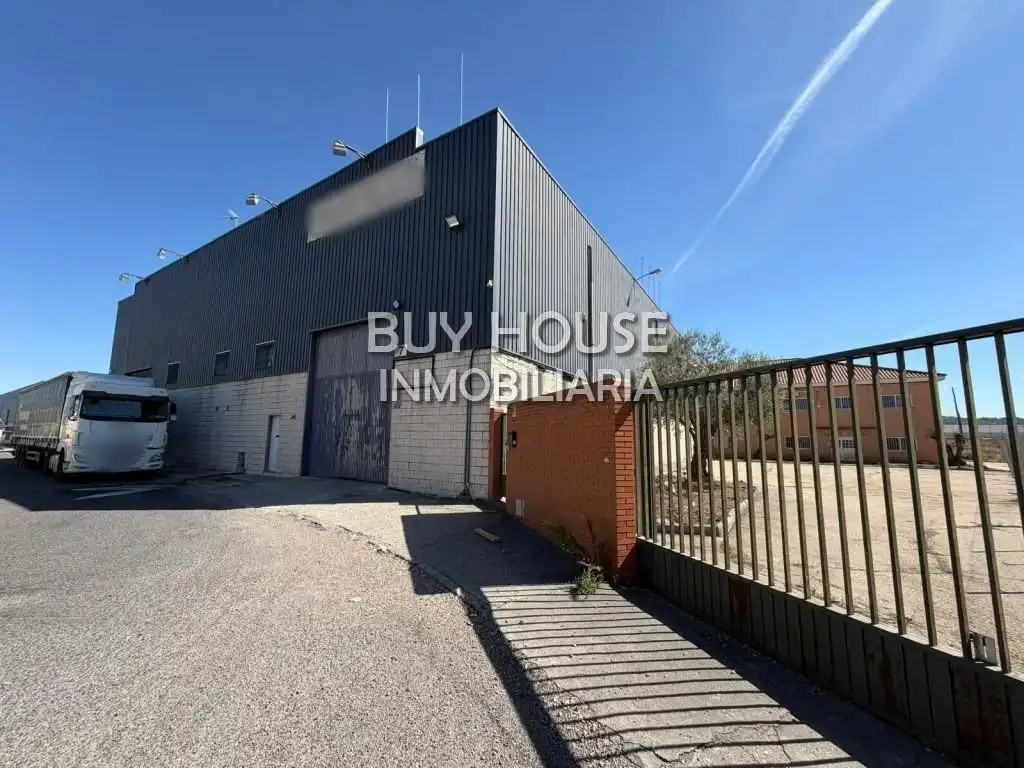 Exterior view of Industrial buildings for rent in Yeles, Toledo